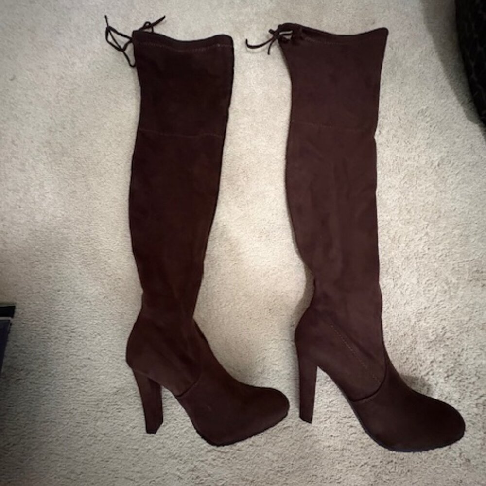 Thigh high brown suede boots by Forever.  New without tags or box